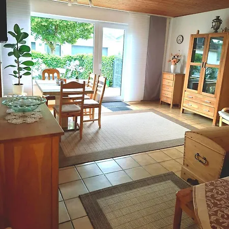 Apartment Feldbergblick, 2-zimmer, Kbt, Separater Eingang, Suedterrasse Mit Markise