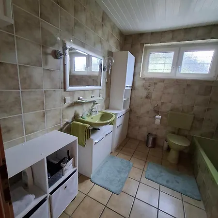 Apartman Feldbergblick, 2-zimmer, Kbt, Separater Eingang, Suedterrasse Mit Markise *